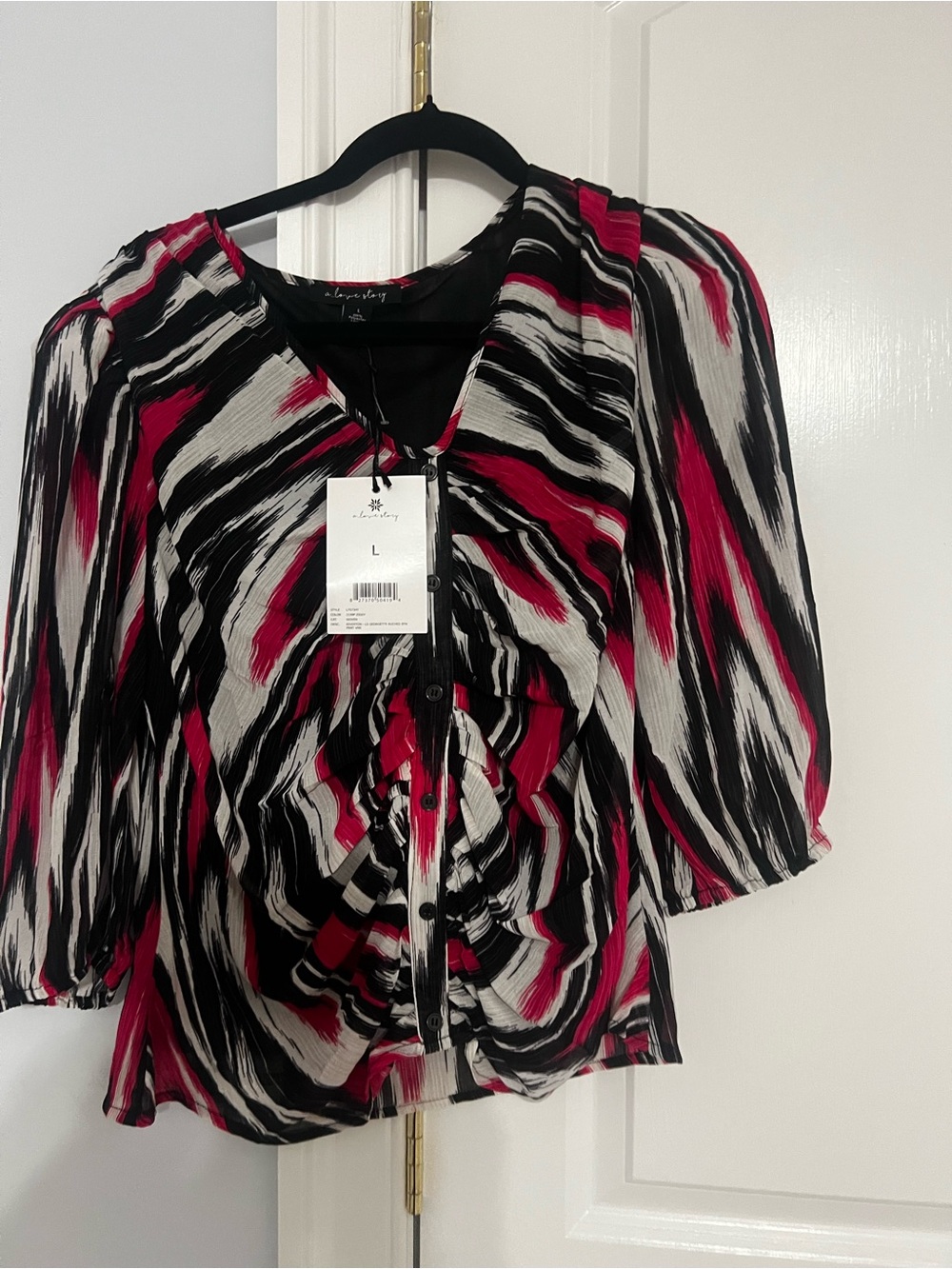 Womens Black, White & Magenta Printed Button-ruched Front Top sz L